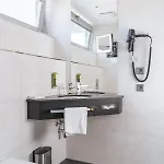 Hotel Forsthaus Gruena Betreibergesellschaft Mbh 4*
