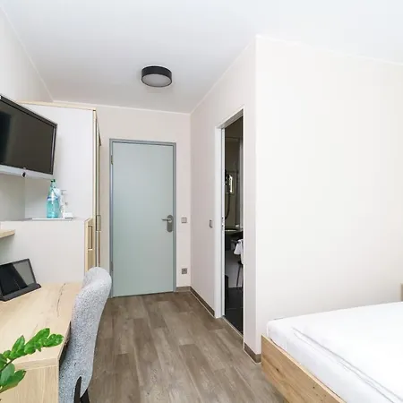 Hotel Forsthaus Gruena Betreibergesellschaft Mbh 4*