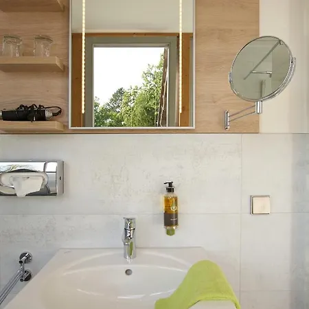 Forsthaus Gruena Betreibergesellschaft Mbh Hotel 4*