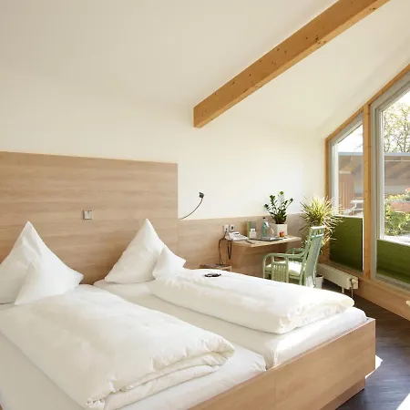 Forsthaus Gruena Betreibergesellschaft Mbh