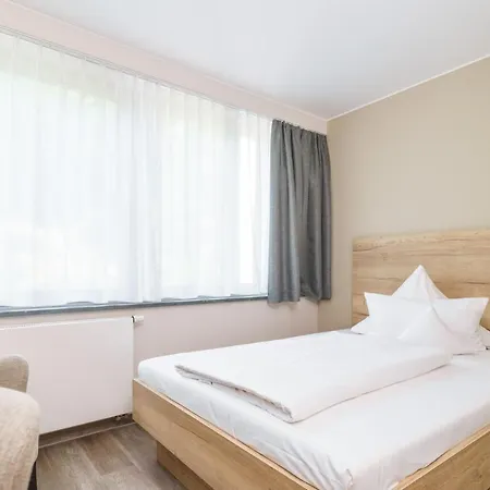 Forsthaus Gruena Betreibergesellschaft Mbh 호텔 켐니츠