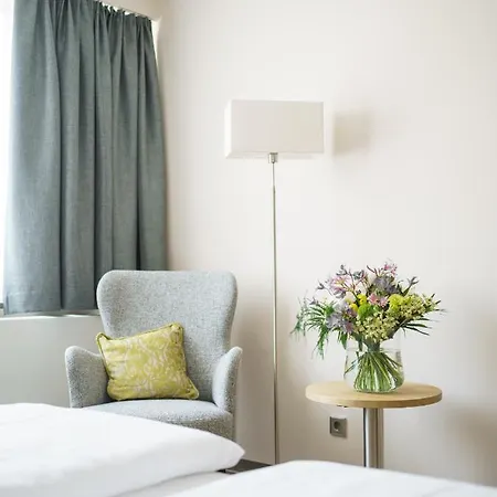 Forsthaus Gruena Betreibergesellschaft Mbh 켐니츠