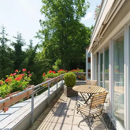 Forsthaus Gruena Betreibergesellschaft Mbh Hotel