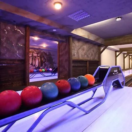 Forsthaus Gruena Betreibergesellschaft Mbh 켐니츠