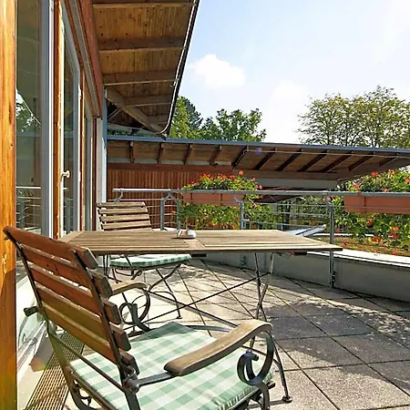 Hotel Forsthaus Gruena Betreibergesellschaft Mbh 4*