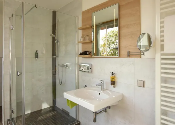 Forsthaus Gruena Betreibergesellschaft Mbh فندق