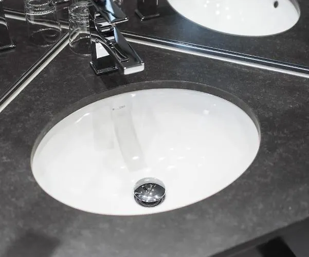 فندق Forsthaus Gruena Betreibergesellschaft Mbh 4*