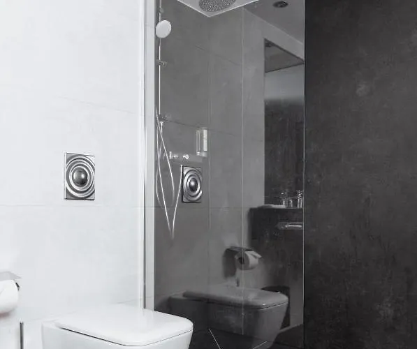 فندق Forsthaus Gruena Betreibergesellschaft Mbh