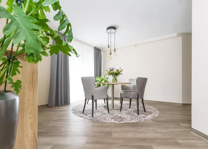 Forsthaus Gruena Betreibergesellschaft Mbh شيمنيتز