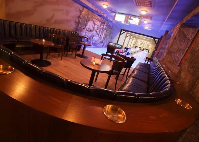 Forsthaus Gruena Betreibergesellschaft Mbh فندق 4*