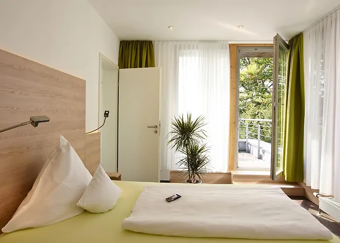 فندق Forsthaus Gruena Betreibergesellschaft Mbh